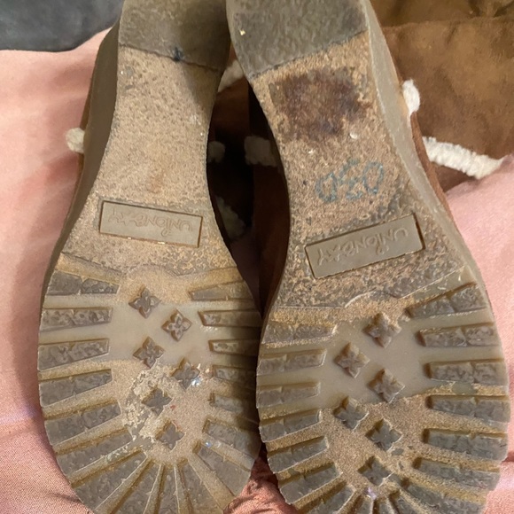 Union Bay pull on warm boots - Picture 5 of 5